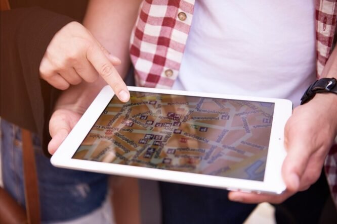 Digital guides για διαδρομές