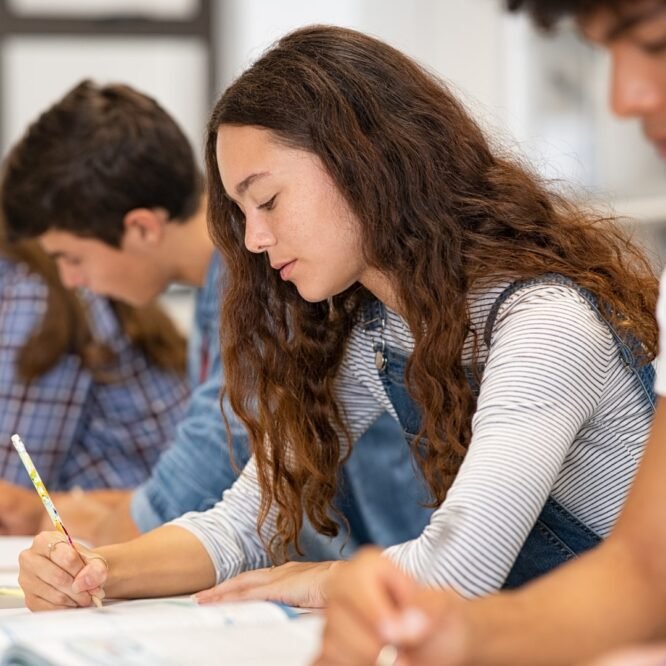 Προετοιμασία για πανελλαδικές εξετάσεις